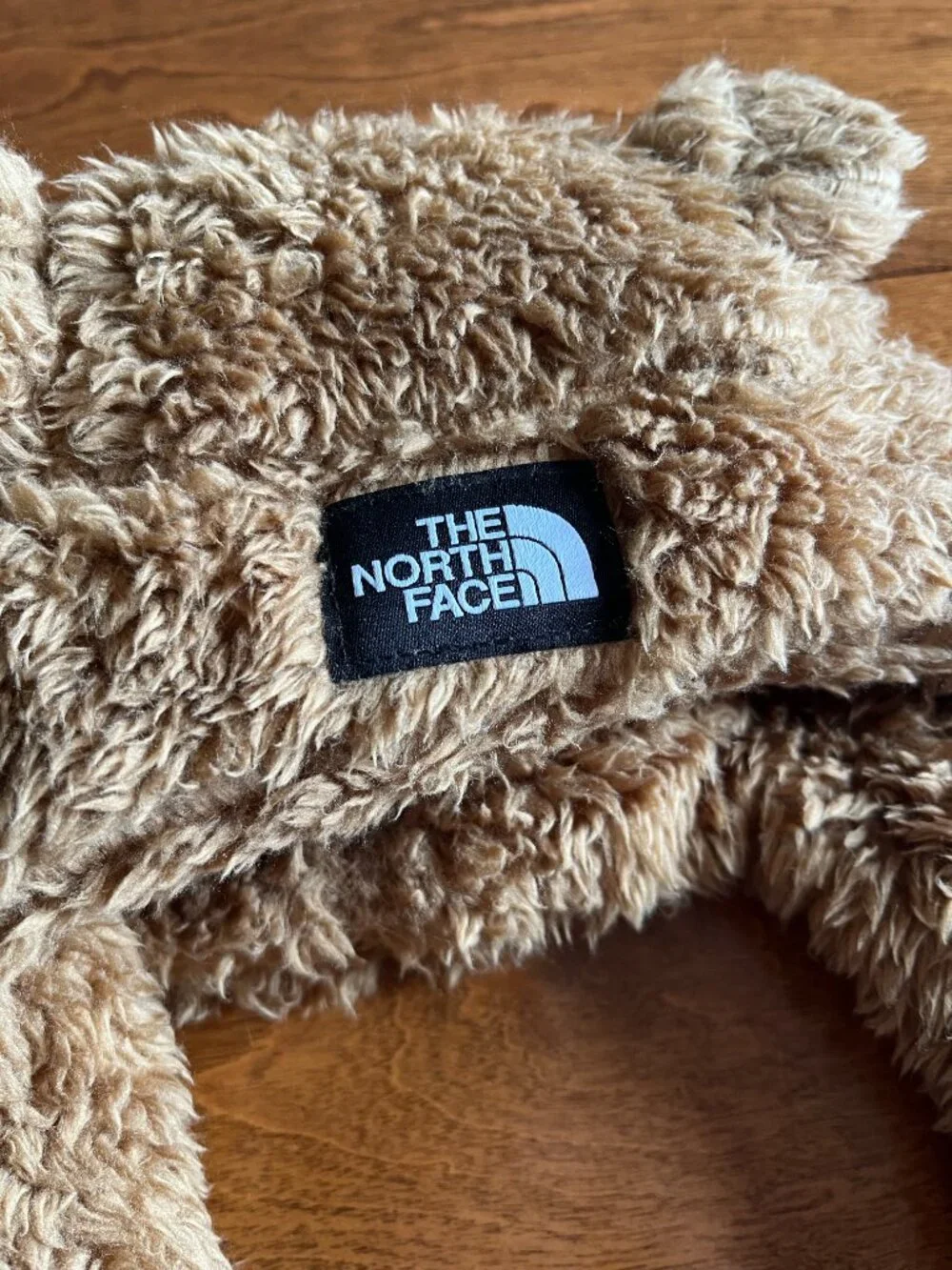 The North Face cozy bear hat 0-6m